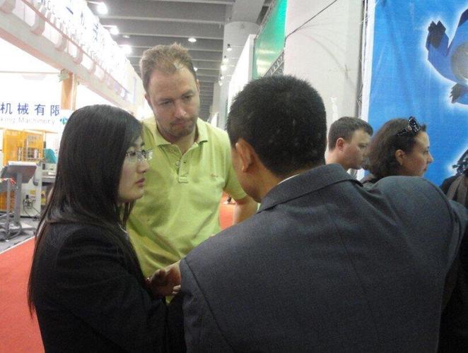 文章摘要:展會(huì)翻譯_北京展會(huì)陪同翻譯_展會(huì)口譯_【專業(yè)展會(huì)翻譯公司】